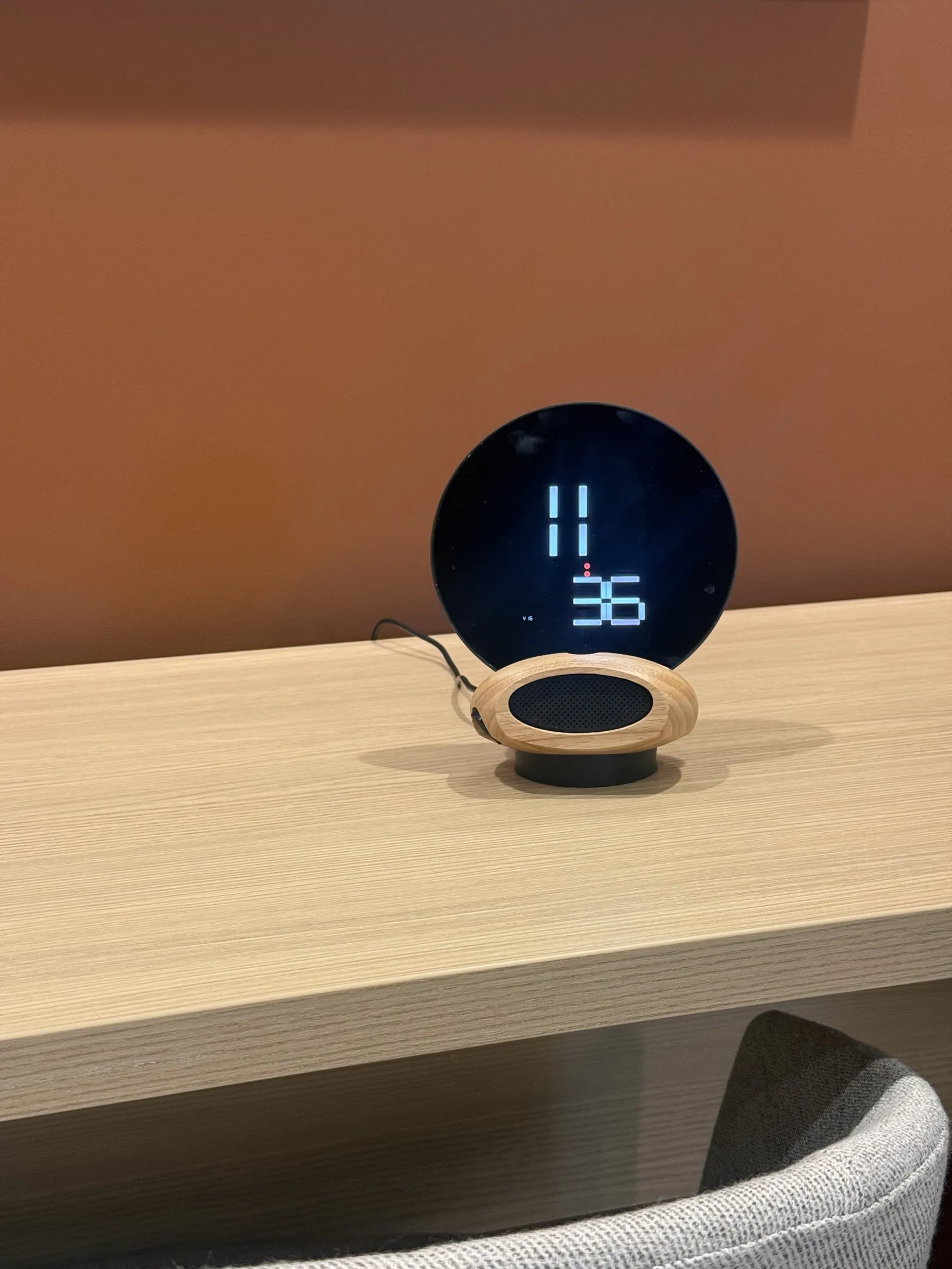 Morph showing the time
